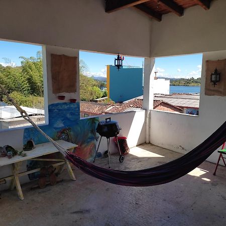 La Casona HostelGuatapé エクステリア 写真
